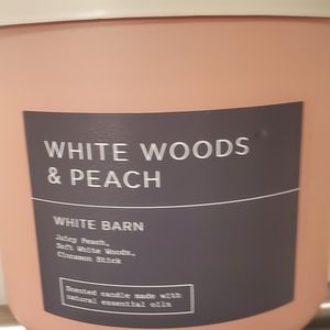 BBW White Peach & Woods 3 Wick Candle
